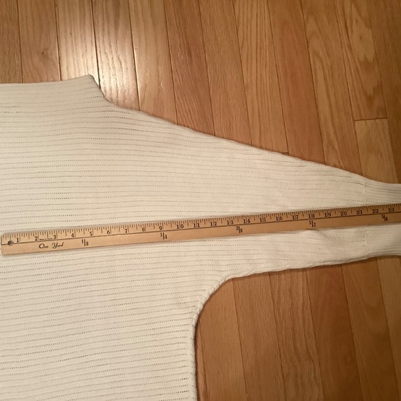 Brooks Brothers Cotton Sweater, Cream, Size Small, like new - Picture 7 of 8